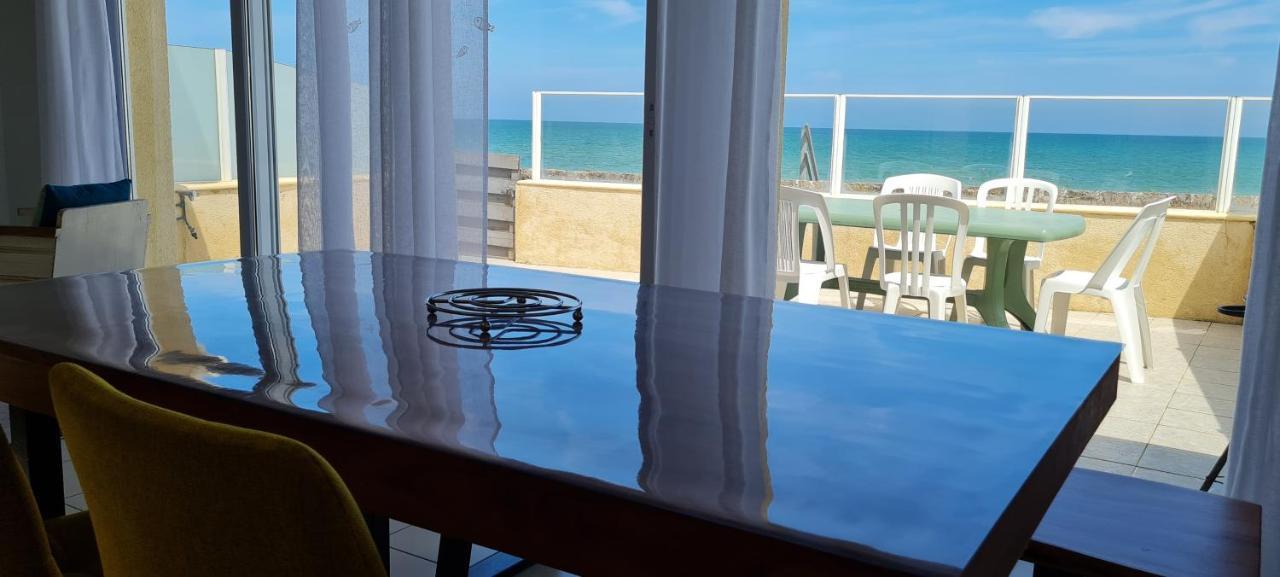 הוילה Relais Des Iles Saint Marcouf מראה חיצוני תמונה